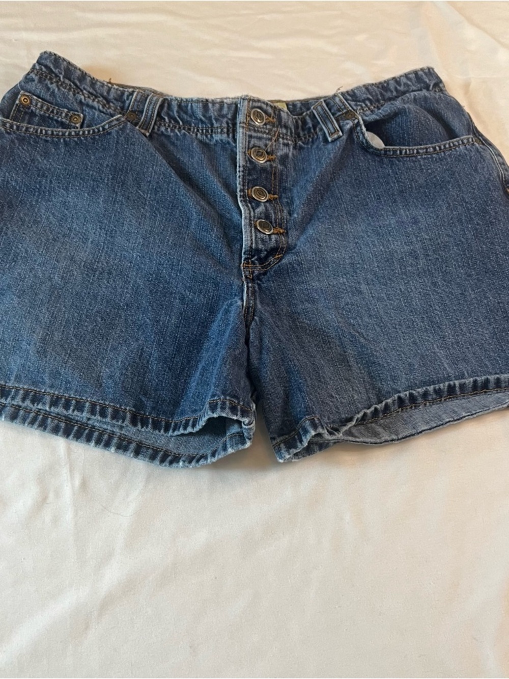Vintage Zena Button Fly Denim Jean Shorts Womens Size 16 Y2K Medium Wash